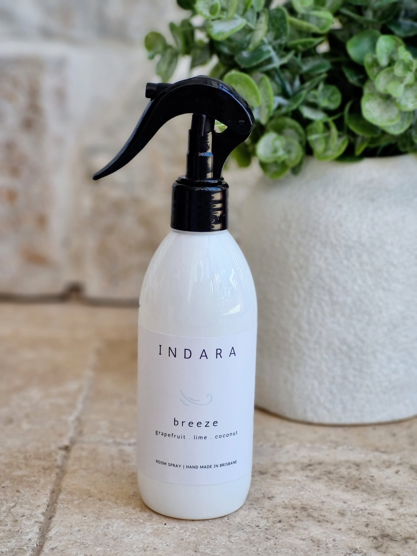 Breeze Room Spray - grapefruit, lime & coconut