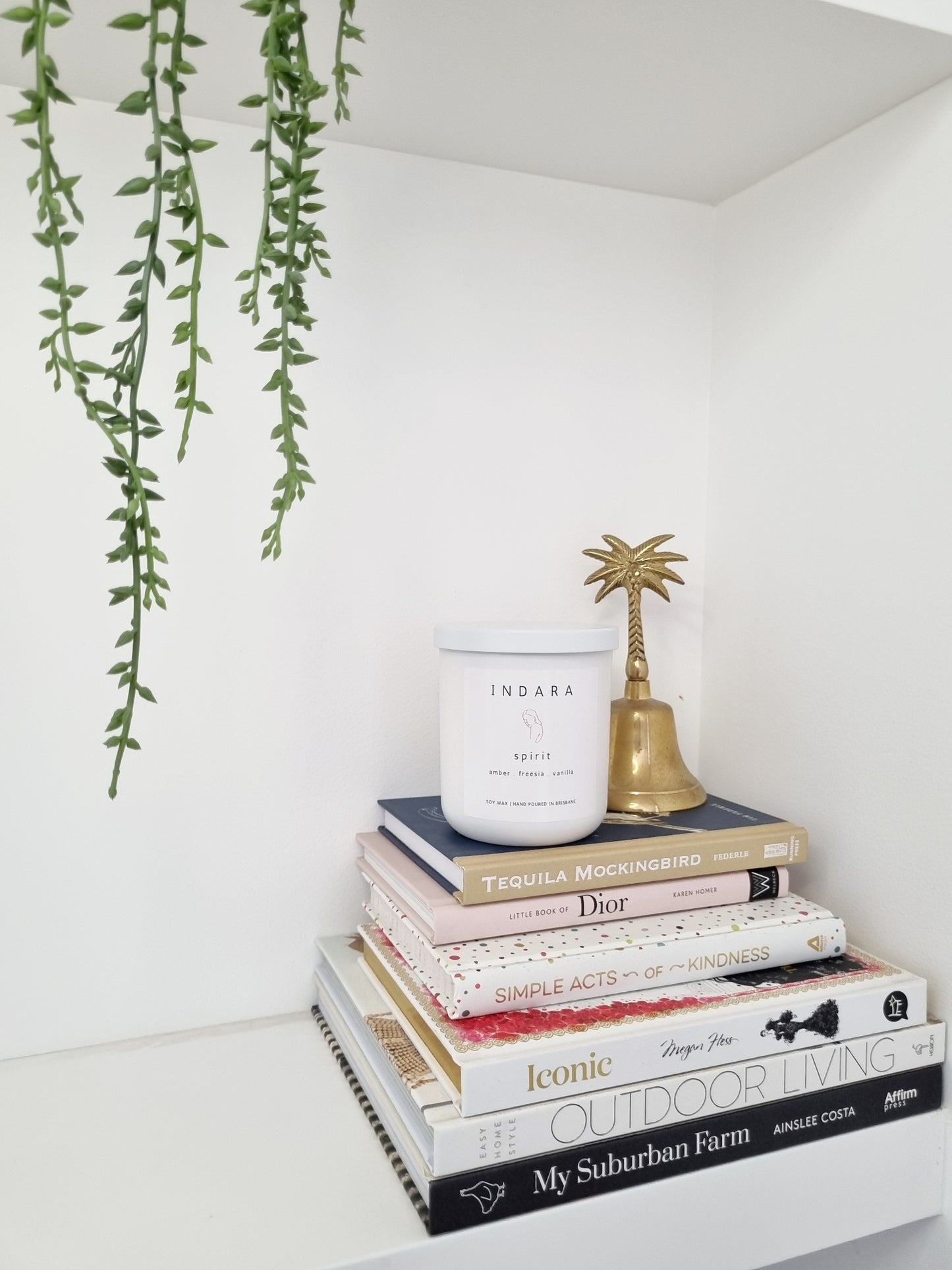Spirit Candle - amber, freesia & vanilla