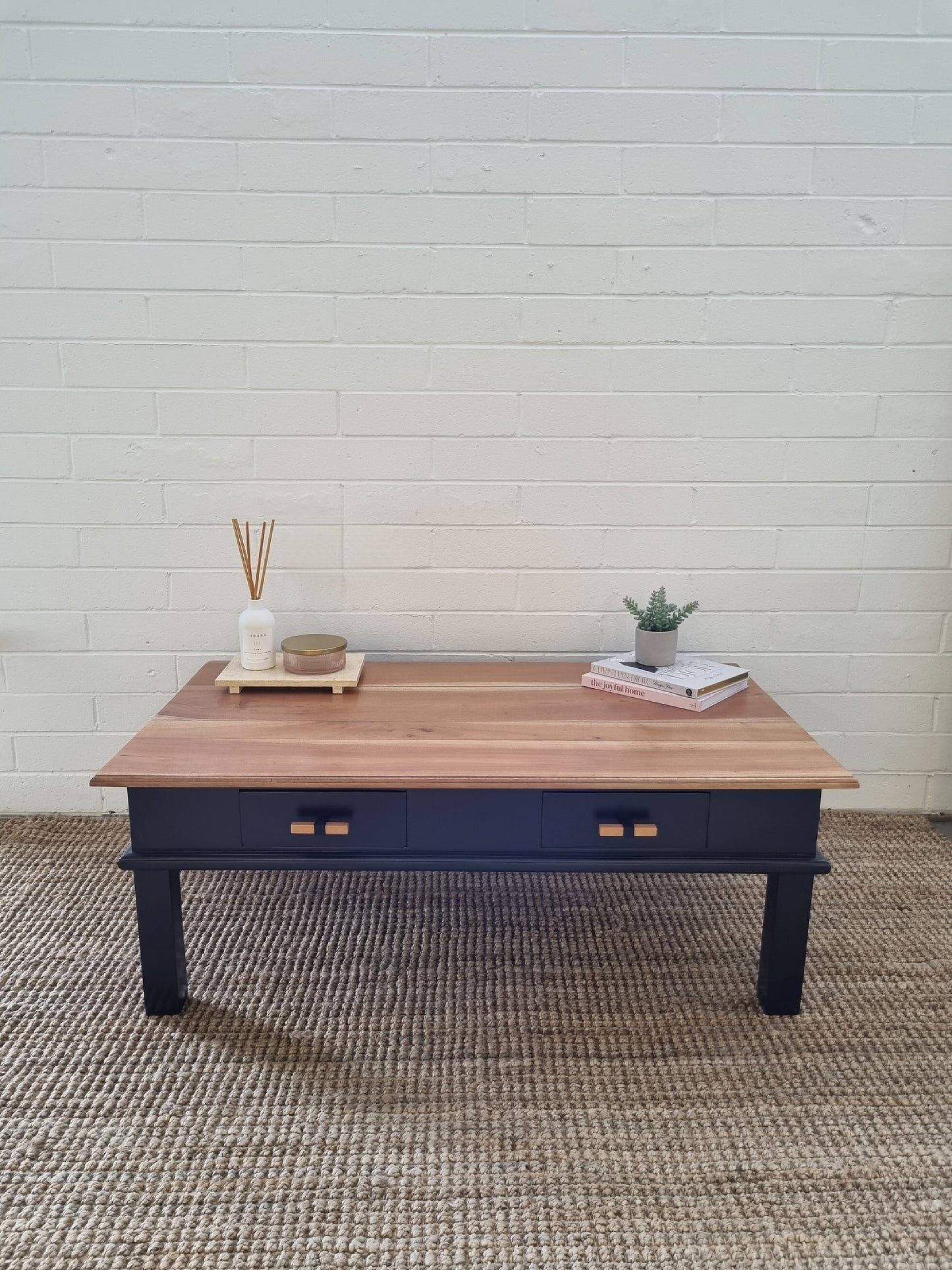 Coffee table with two drawers