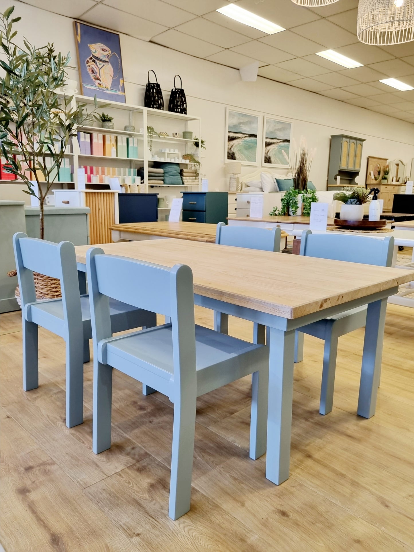 Kids table with four chairs