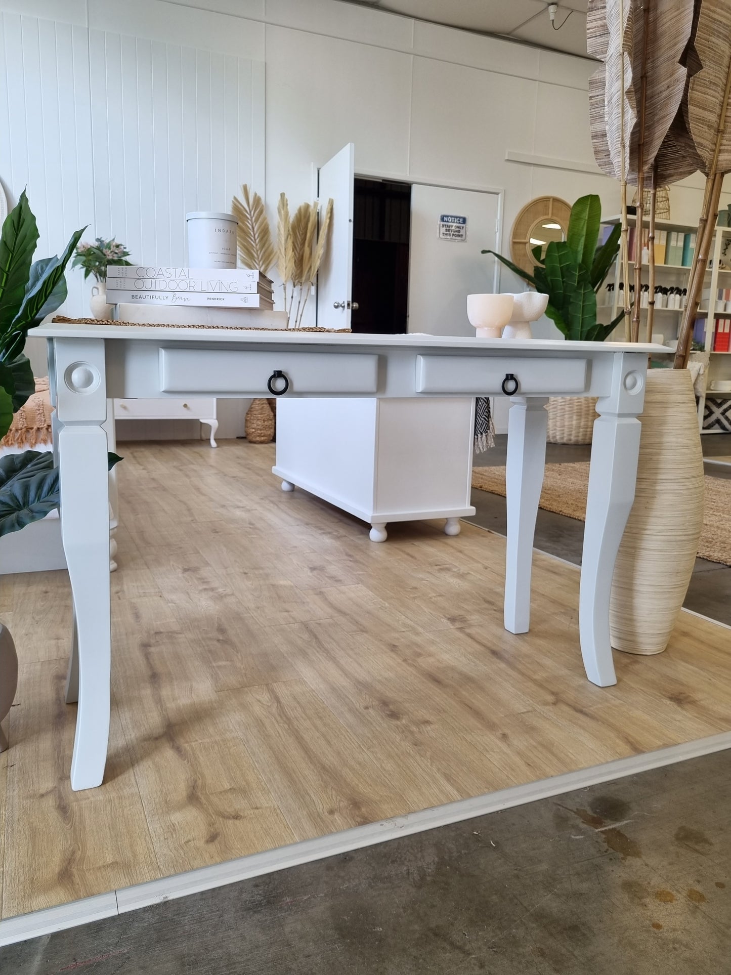 Hall table