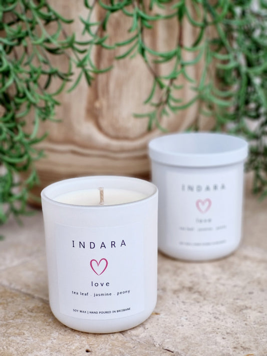 Love Candle - tea leaf, jasmine & peony