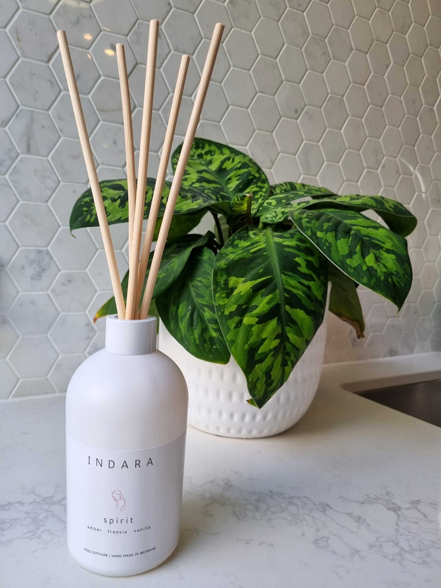 Spirit Diffuser - amber, freesia & vanilla